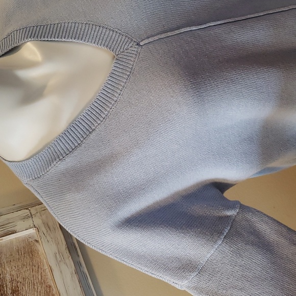 Tahari Sweater - Picture 3 of 6